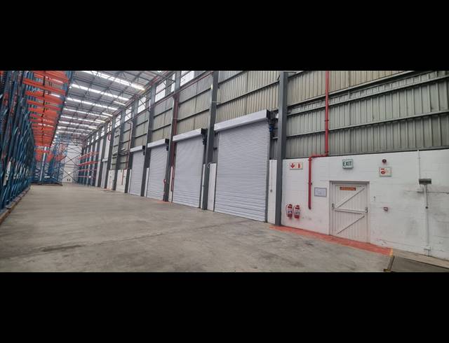 4,209M² WAREHOUSE TO LET IN AIRPORT INDUSTRIA